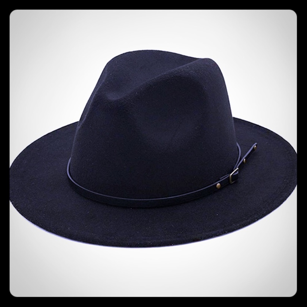 Women’s hat NWOT
